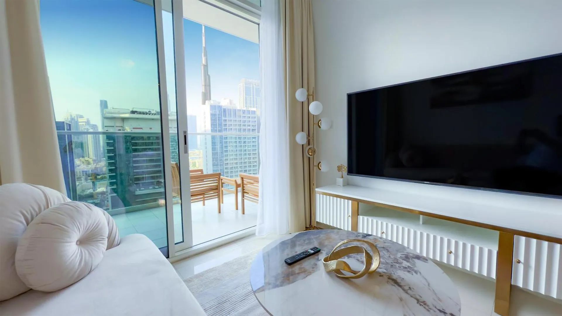 Wohnung Mit Blick Auf Den Burj Khalifa Im Stadtzentrum Von Dubai